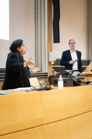 Montserrat Guillen (Universitat de Barcelona) and Patrick Cheridito (ETH Zurich)